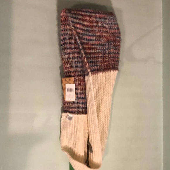 Twig & Arrow Pretty Two - Tone Scarf - Picture 3 of 9